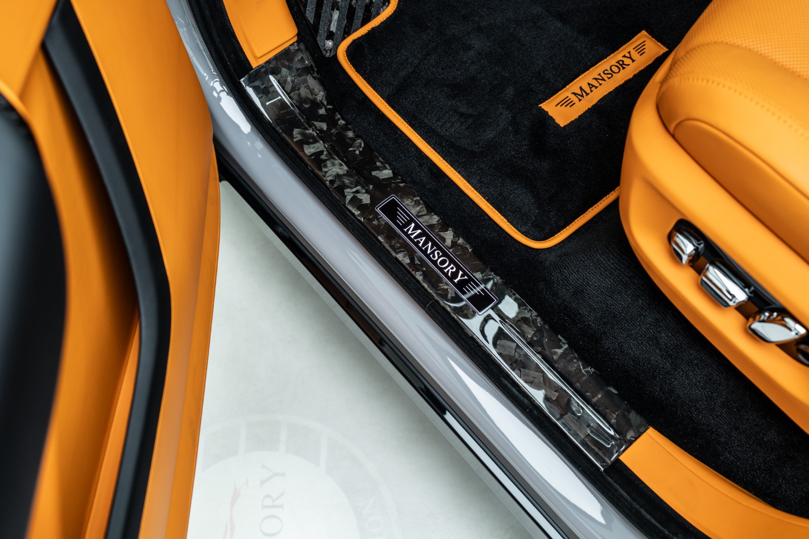 2026 ROLLS ROYCE CULLINAN BLACK BADGE BY MANSORY | FULL CARBON